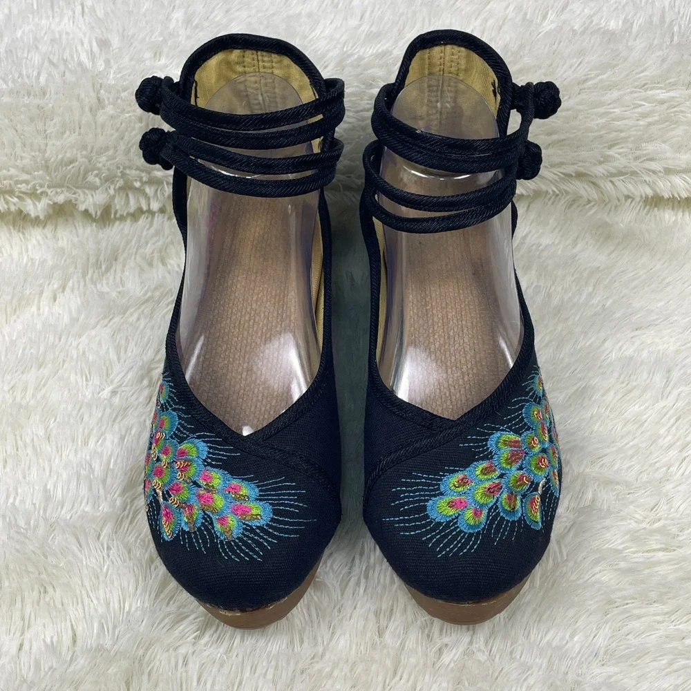 Unbranded Peacock Embroidered Wedges Womens 8.5 Black Good Canvas Boho Strappy